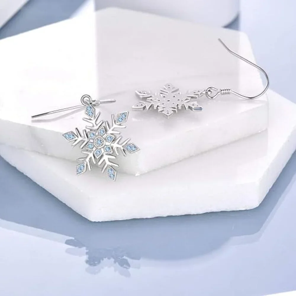Neiman Marcus Sterling Silver Snowflake Christmas Earrings - Picture 2 of 4